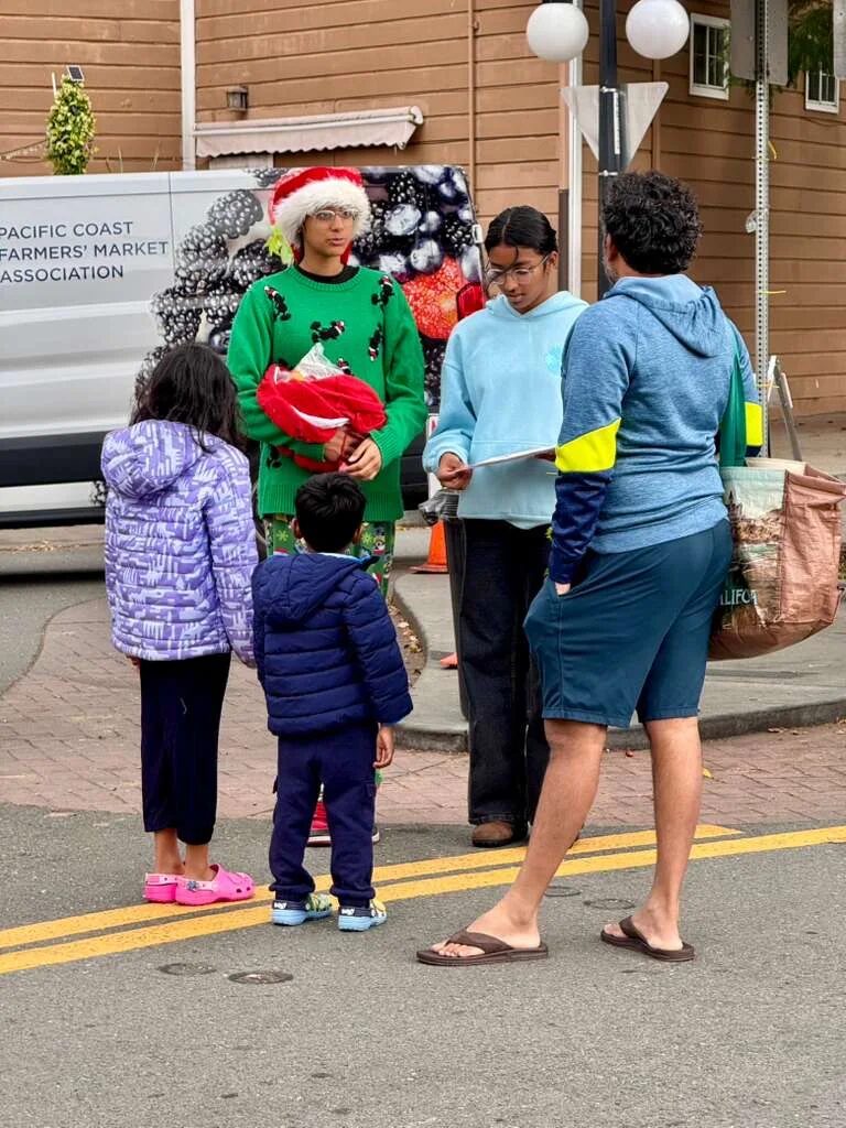 Holiday community outreach